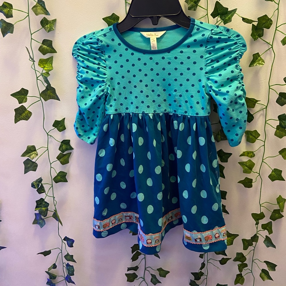 Cute Matilda Jane dress with poco dota! Very nice and in well conditions